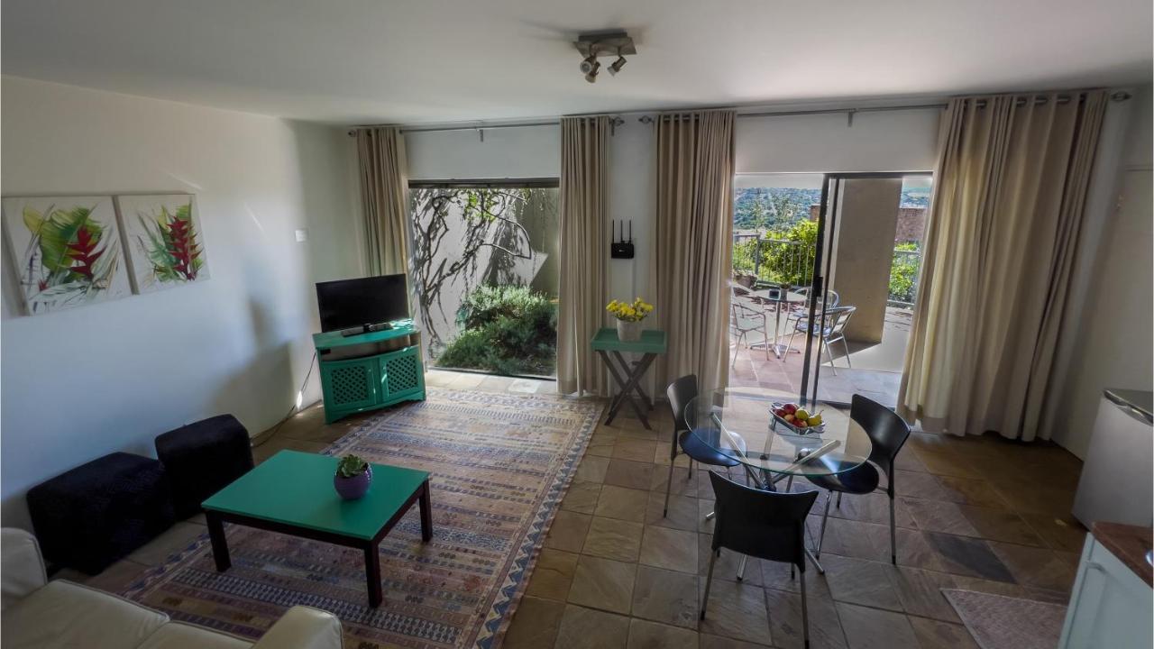 Orangerie Guest House Johannesburg Exteriör bild