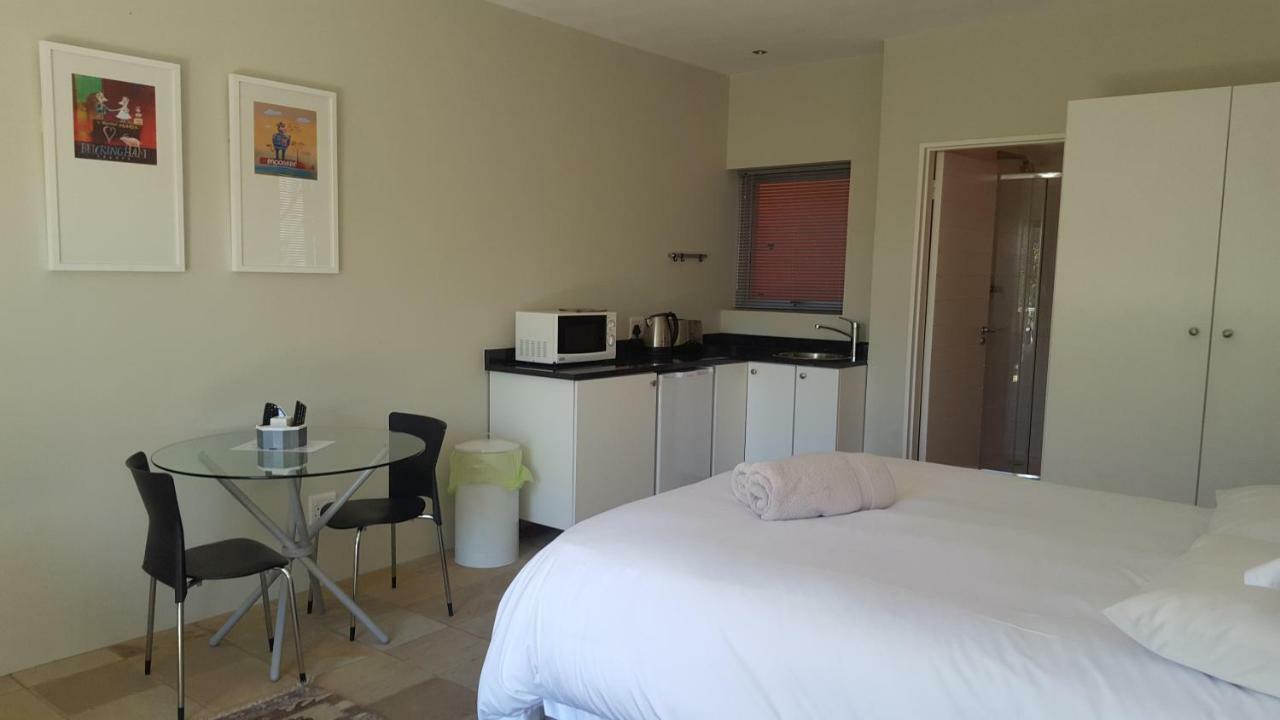 Orangerie Guest House Johannesburg Exteriör bild